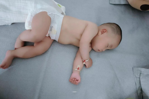兰州宝宝发烧可以喝牛奶吗
